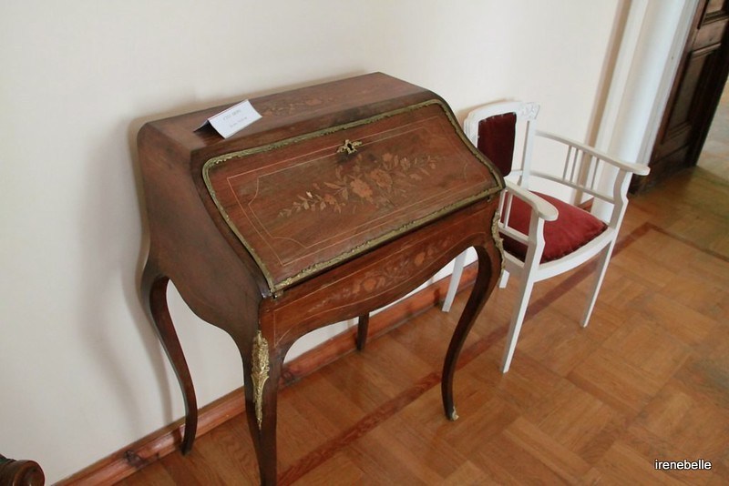 Качановка внутри дворца