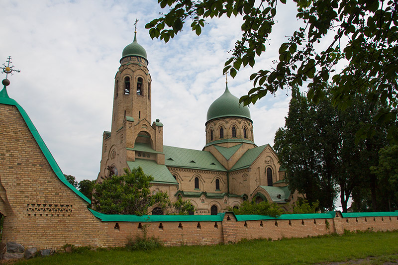 Церковь Покрова Пресвятой Богородицы в селе Пархомовка