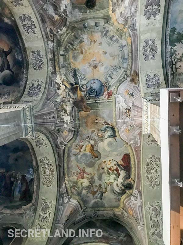 Розписи в костелі кларисок