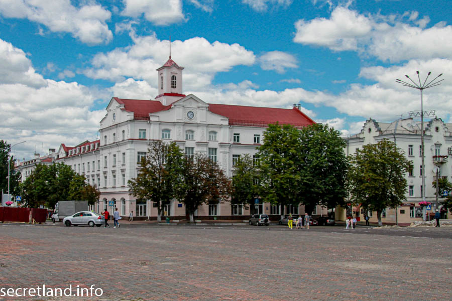Красная площадь в Чернигове