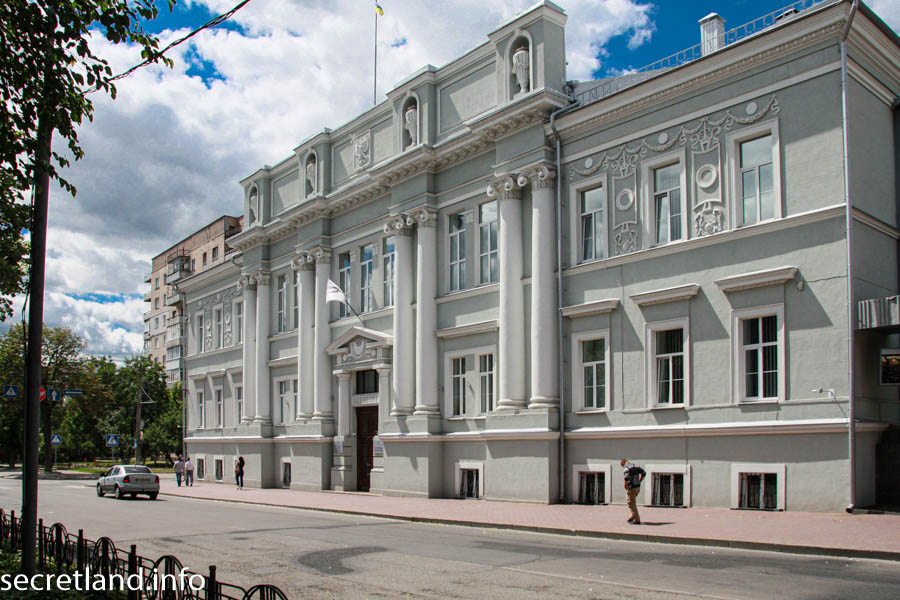 Красная площадь в Чернигове